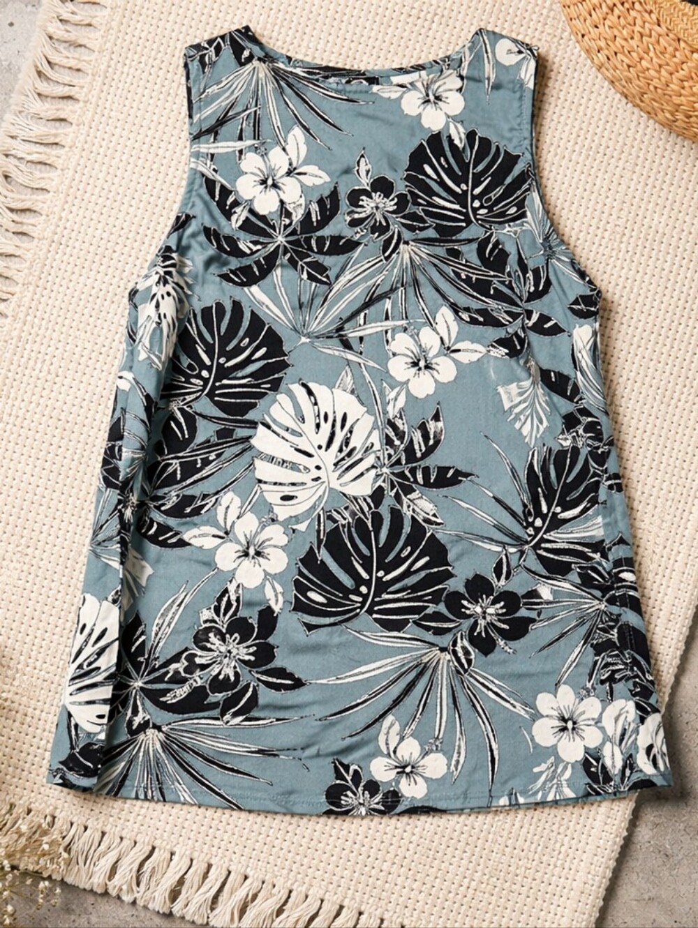 🤑Paper Crane Blue Tropical Floral Sleeveless Blouse